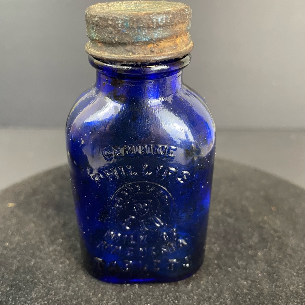 Mini Cobalt Blue Milk Of Magnesia
Tablet Bottle